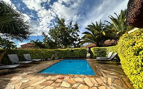 Kamaku Guesthouse Cc